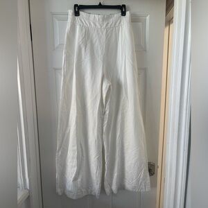 BCBGMAXAZRIA White Wide Leg Pants